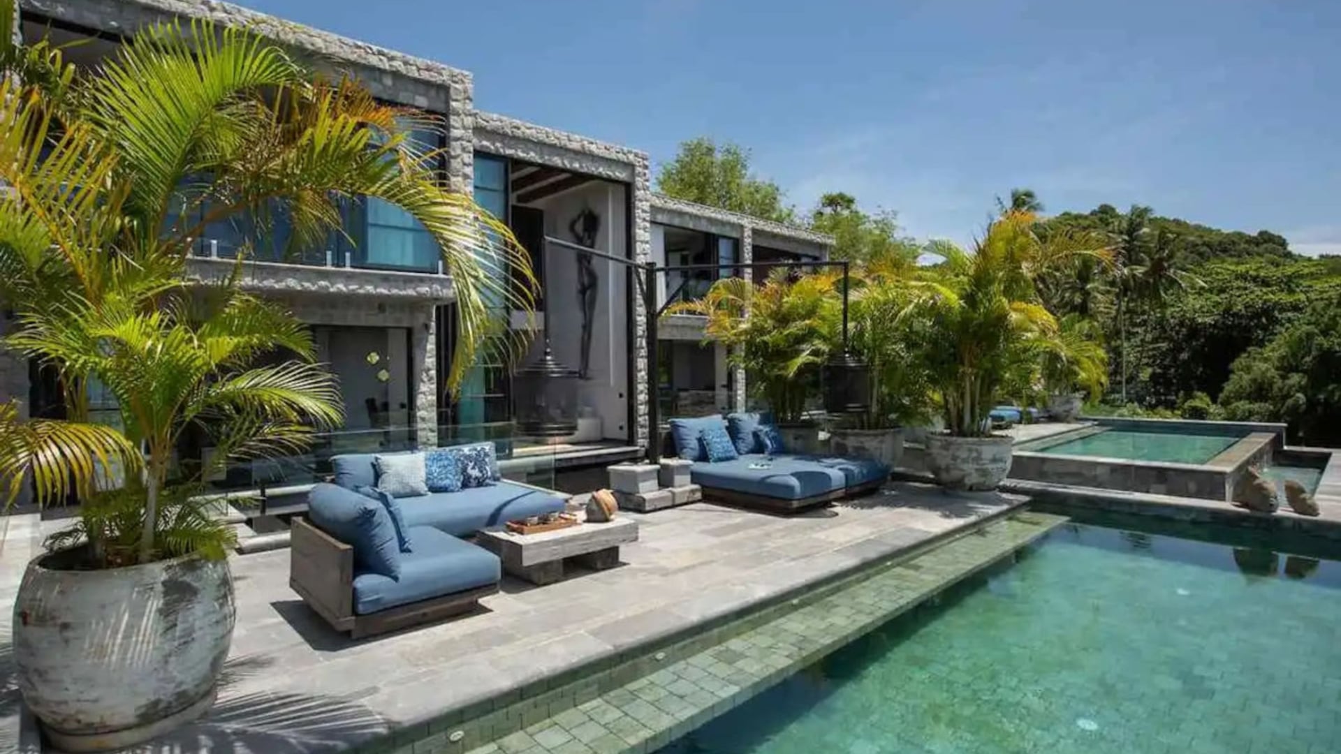 5 Bed clay beachfront Villa
