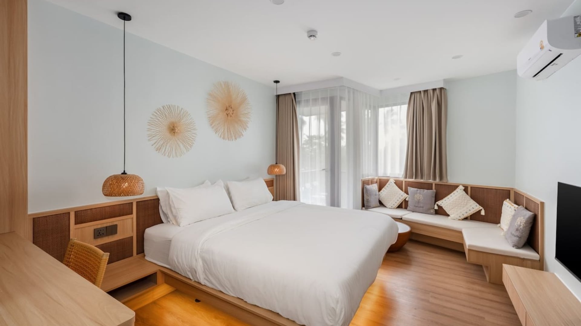 Modern Studio at Wing Samui Condo